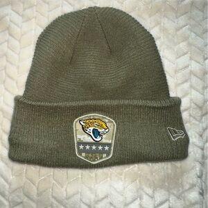New Era NFL 2019 Jacksonville Jaguars Salute to Service Beanie One Size